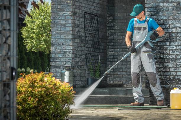 Best Deck and Patio Pressure Washing in French Island, WI